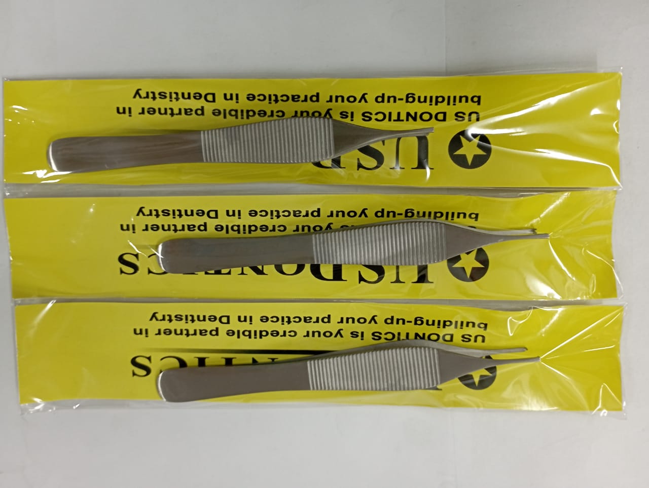 Tissue Forcep with Teeth